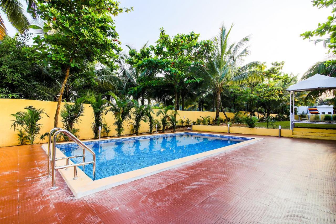 Oyo Flagship 19362 Sai Coco Resort Morjim Dış mekan fotoğraf